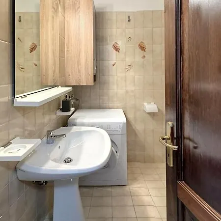 The Capriolo Apartment *